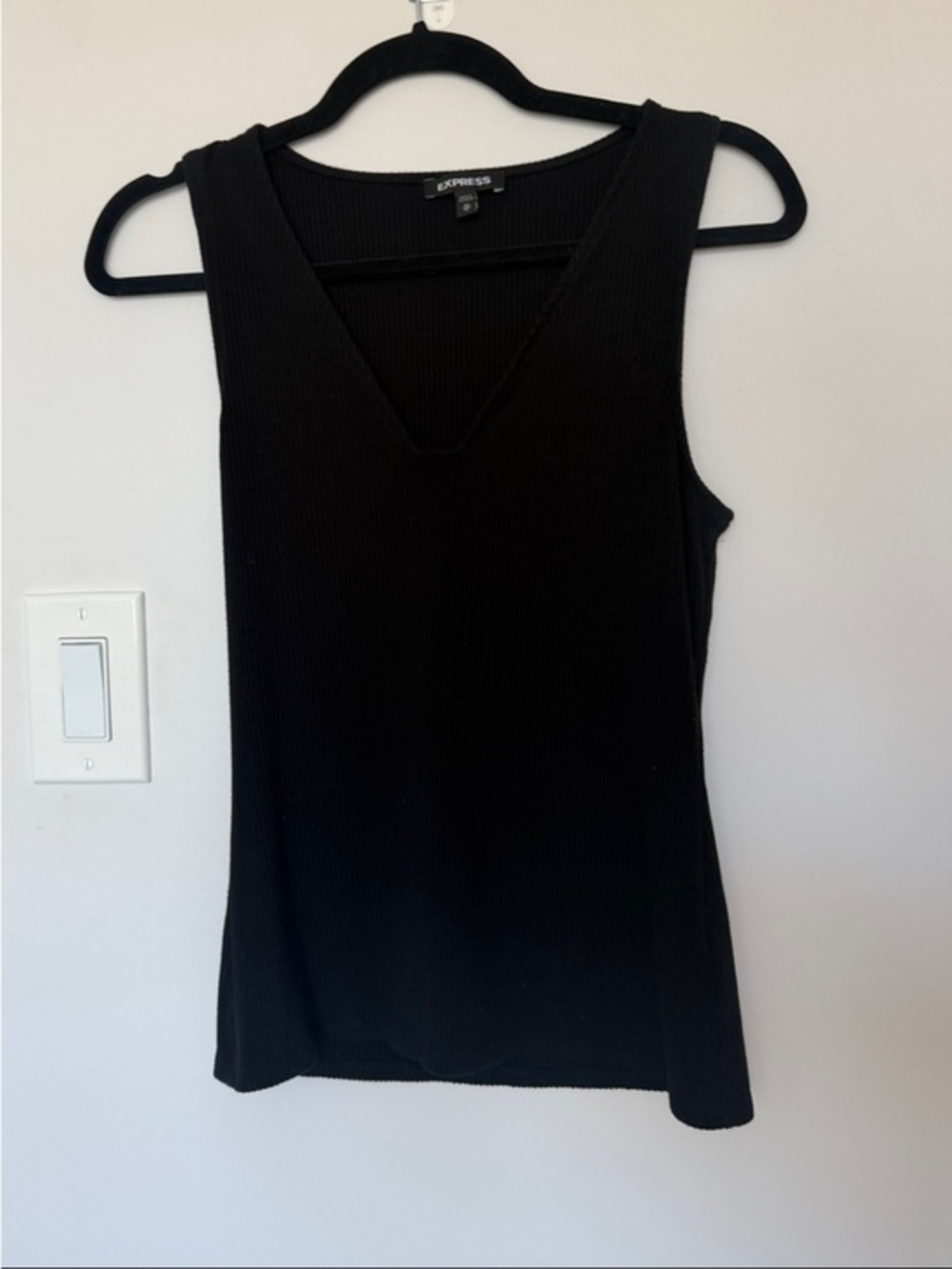 Express Black Ribbed V-Neck Tank